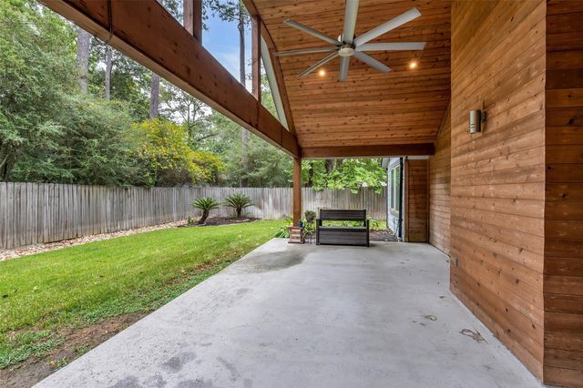 54 Sky Terrace Place, The Woodlands, TX 77381