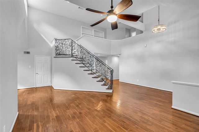 54 Sky Terrace Place, The Woodlands, TX 77381