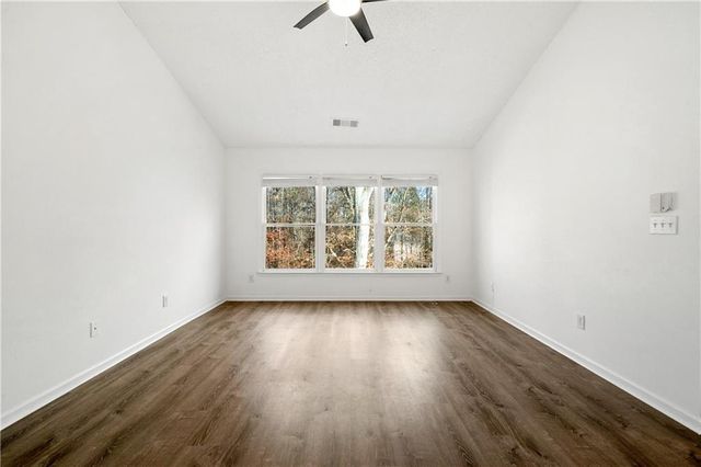 10895 Glenbarr Drive, Johns Creek, GA 30097