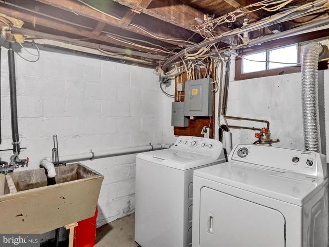 119 READING AVE, Shillington, PA 19607