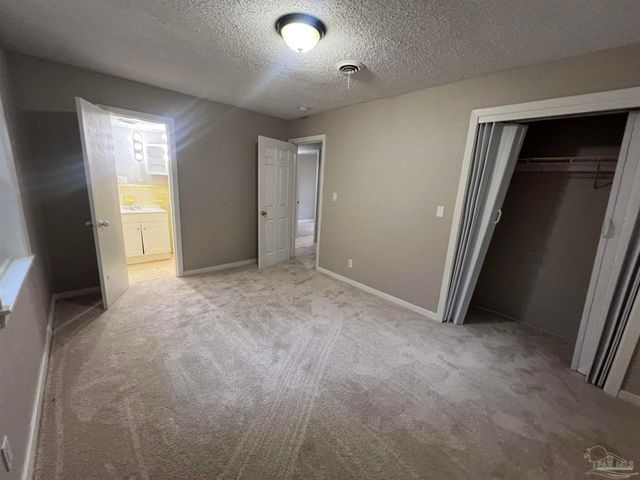 5733 Orange St, Milton, FL 32570