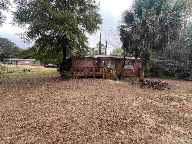 5733 Orange St, Milton, FL 32570