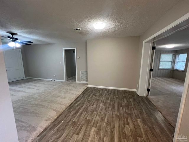 5733 Orange St, Milton, FL 32570