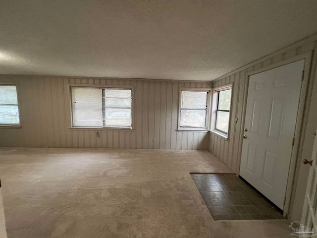 5733 Orange St, Milton, FL 32570