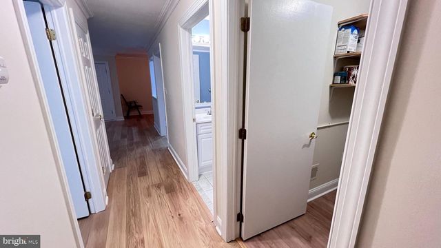 7 VOSCEK CT, Lawrence, NJ 08648