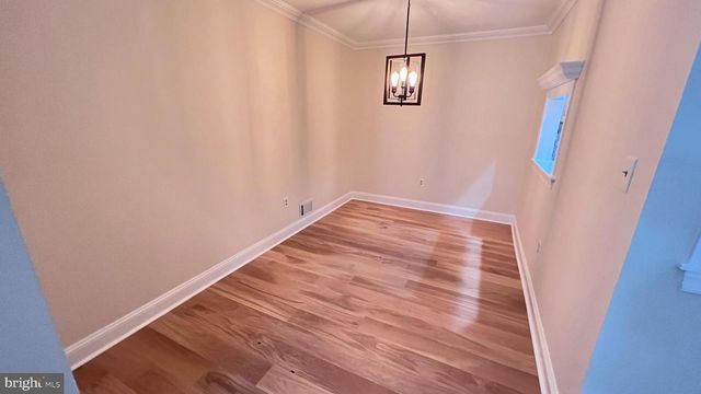 7 VOSCEK CT, Lawrence, NJ 08648