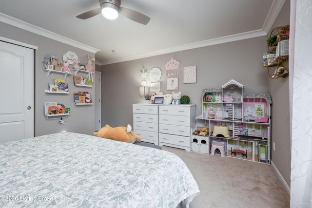 12095 Parkview Trace Dr, Louisville, KY 40229