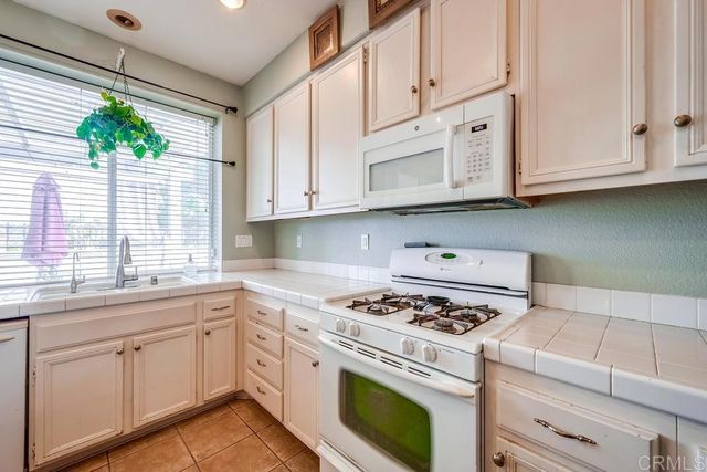 33018 Terrace Drive, Temecula, CA 92592