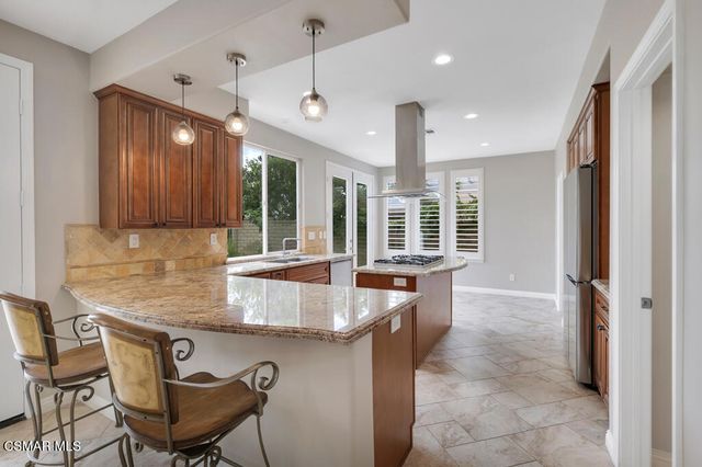 6320 Ballantine Place, Oak Park, CA 91377