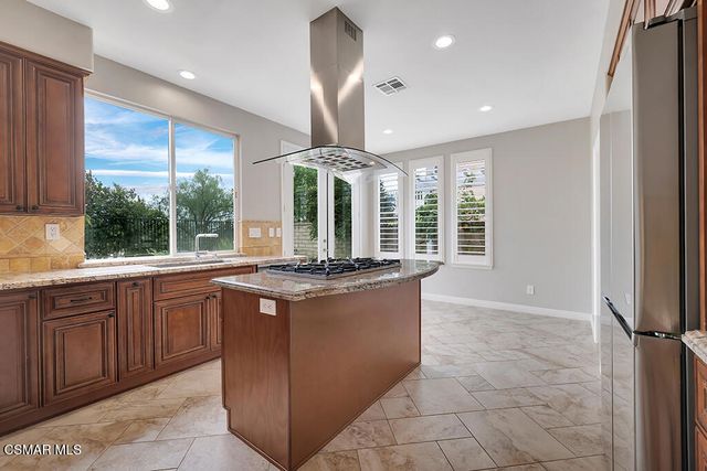 6320 Ballantine Place, Oak Park, CA 91377