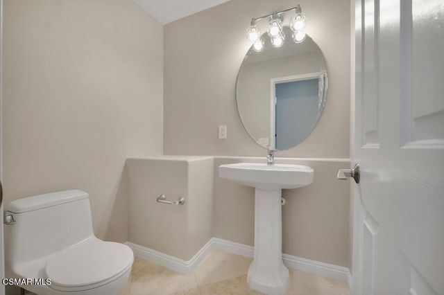 6320 Ballantine Place, Oak Park, CA 91377