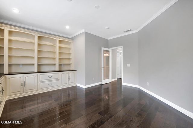 6320 Ballantine Place, Oak Park, CA 91377