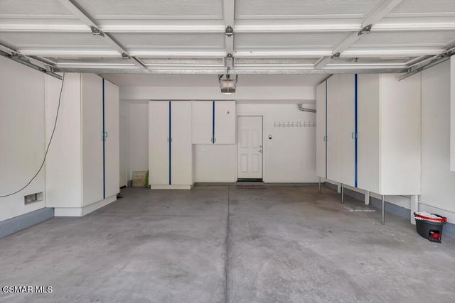 6320 Ballantine Place, Oak Park, CA 91377