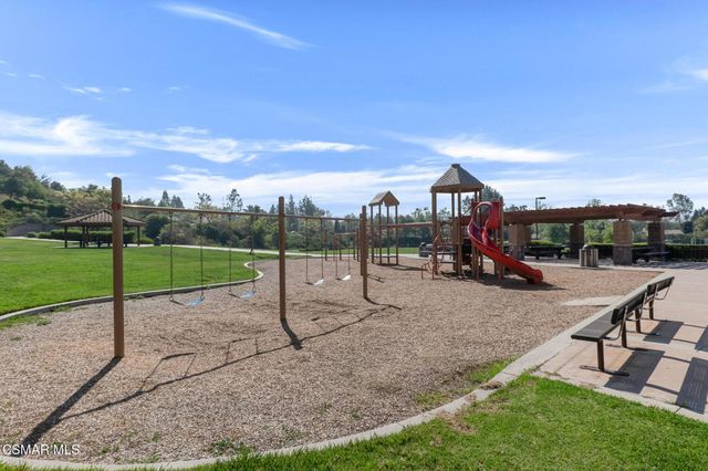 6320 Ballantine Place, Oak Park, CA 91377