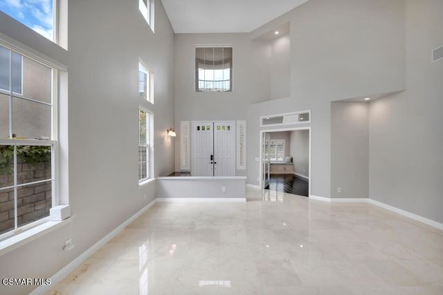 6320 Ballantine Place, Oak Park, CA 91377