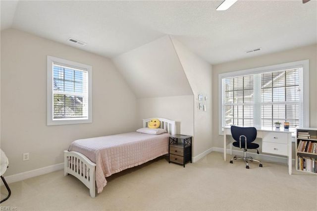 709 Bristol ST, Smithfield, VA 23430