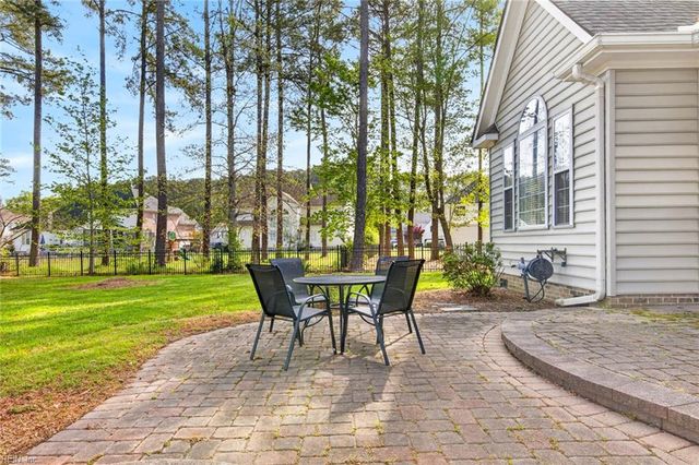 709 Bristol ST, Smithfield, VA 23430