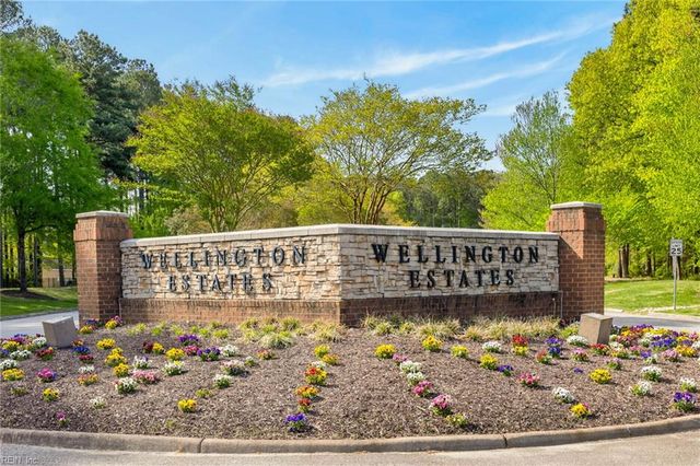 709 Bristol ST, Smithfield, VA 23430