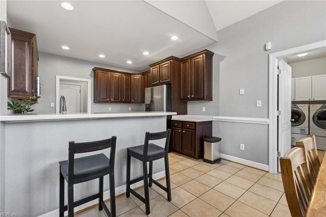 709 Bristol ST, Smithfield, VA 23430