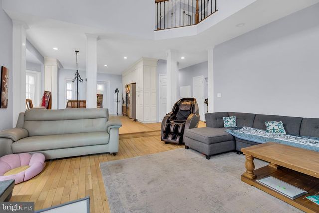 43553 DEMPSEY LN, Chantilly, VA 20152