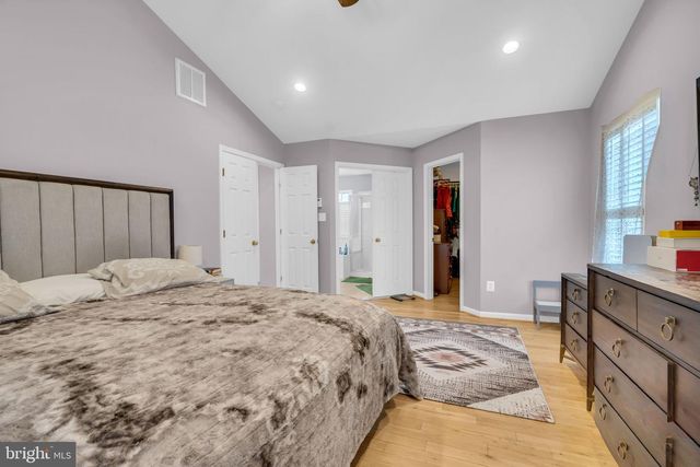 43553 DEMPSEY LN, Chantilly, VA 20152