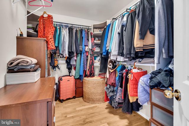 43553 DEMPSEY LN, Chantilly, VA 20152