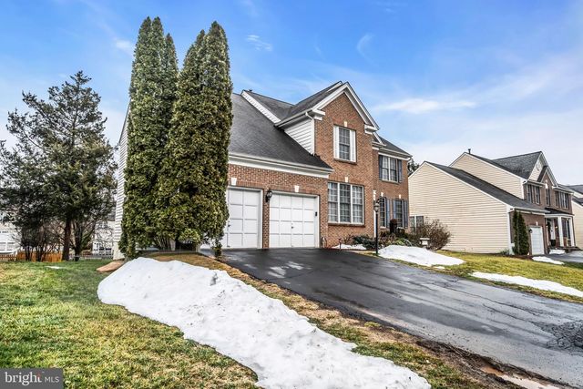 43553 DEMPSEY LN, Chantilly, VA 20152