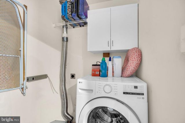 43553 DEMPSEY LN, Chantilly, VA 20152