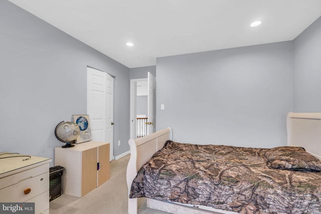 43553 DEMPSEY LN, Chantilly, VA 20152