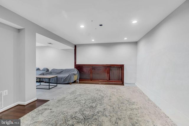 43553 DEMPSEY LN, Chantilly, VA 20152