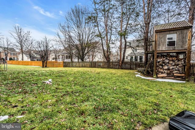 43553 DEMPSEY LN, Chantilly, VA 20152