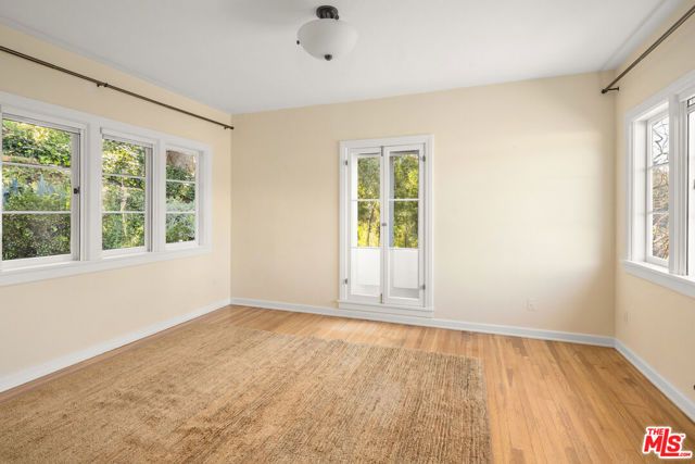 35 Haldeman Road, Santa Monica, CA 90402