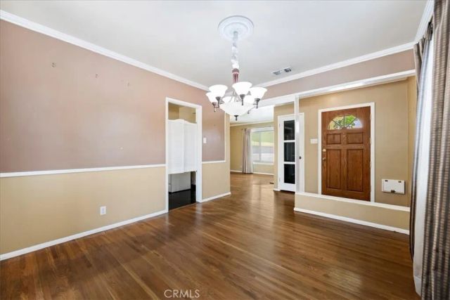 1613 N Pepper, Burbank, CA 91505