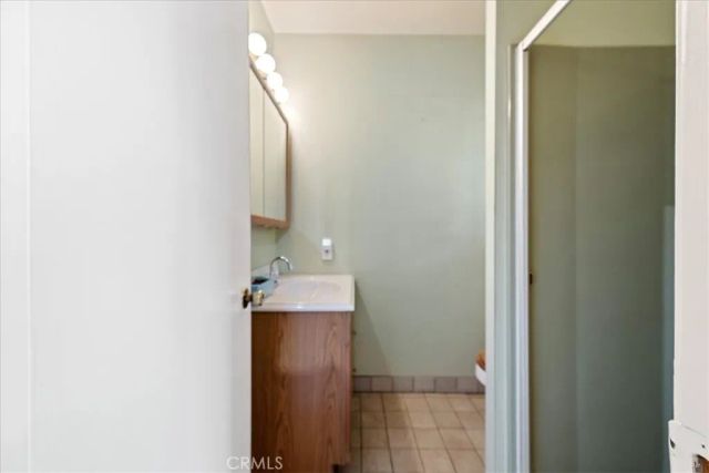 1613 N Pepper, Burbank, CA 91505