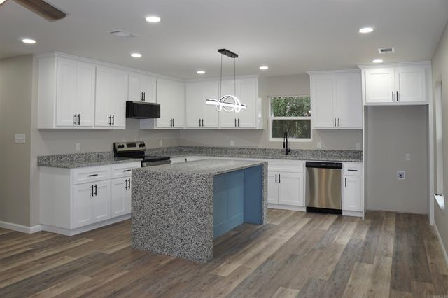 203 E Church Street, Plumerville, AR 72127