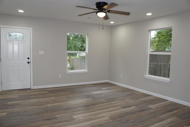 203 E Church Street, Plumerville, AR 72127