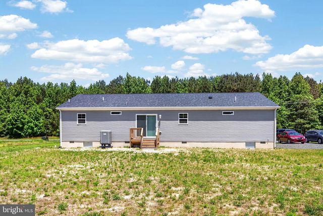 16910 PEPPERBOX RD, Laurel, DE 19956