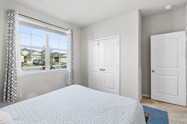 199 Frostweed DR, Kyle, TX 78640