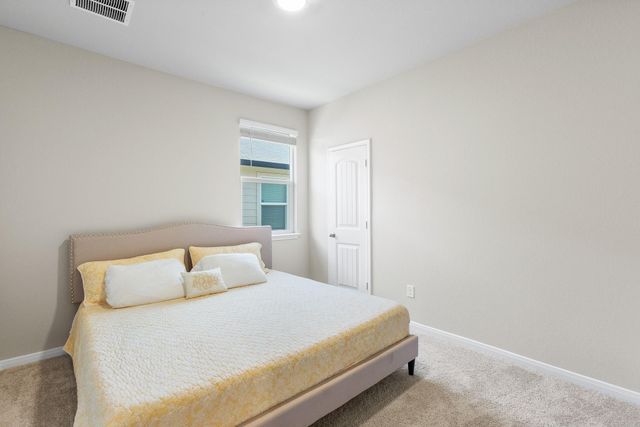 199 Frostweed DR, Kyle, TX 78640