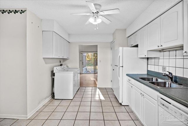 4717 Huron Dr, Pensacola, FL 32507