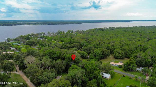 112 RIVER RD Drive, Palatka, FL 32177