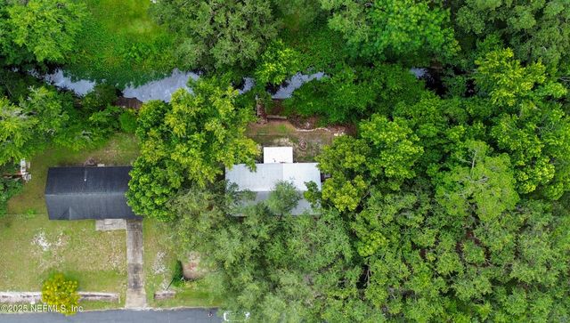 112 RIVER RD Drive, Palatka, FL 32177