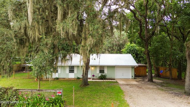 112 RIVER RD Drive, Palatka, FL 32177