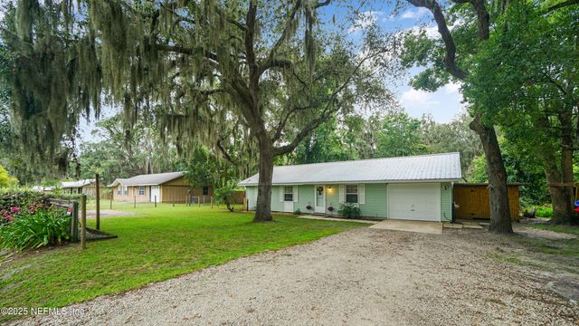 112 RIVER RD Drive, Palatka, FL 32177
