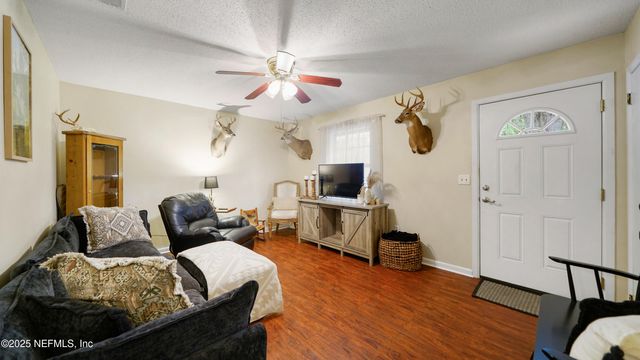 112 RIVER RD Drive, Palatka, FL 32177