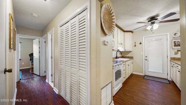 112 RIVER RD Drive, Palatka, FL 32177