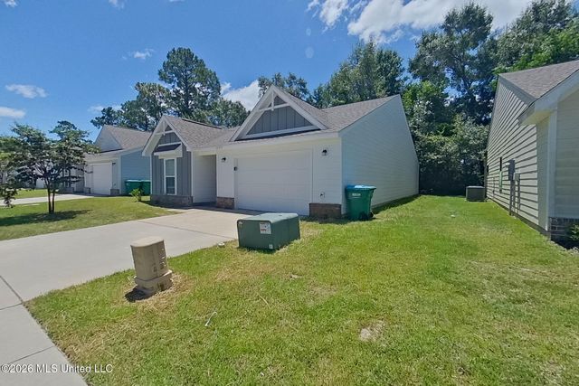 11357 Camden Court Circle, Gulfport, MS 39503