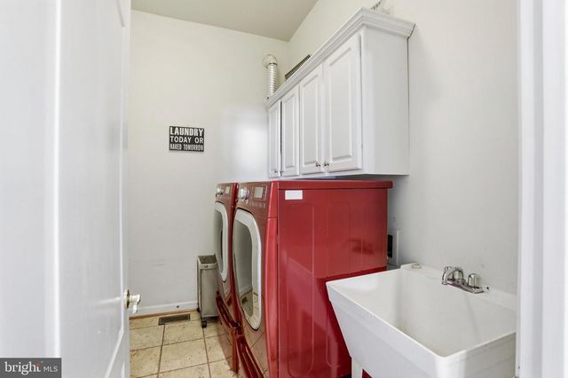 43642 HARTSHIRE TER, Leesburg, VA 20176
