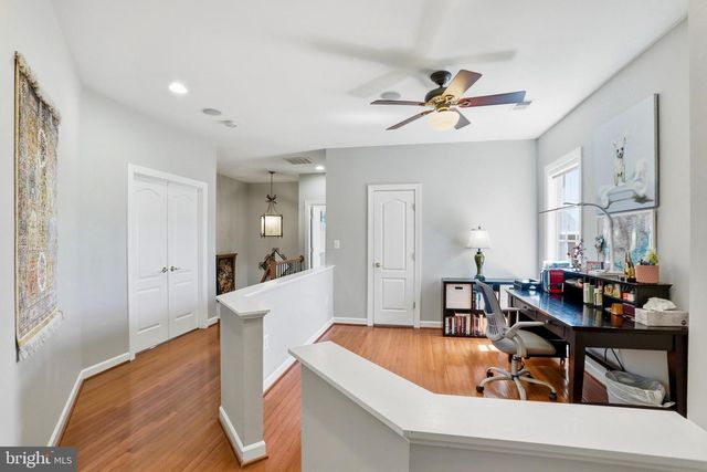 43642 HARTSHIRE TER, Leesburg, VA 20176
