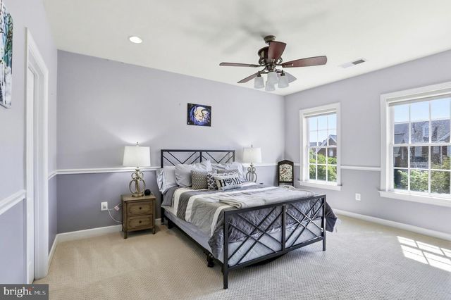 43642 HARTSHIRE TER, Leesburg, VA 20176